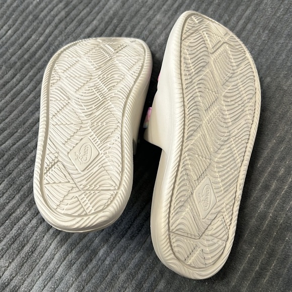 Brand New Chaco Girls adjustable z strap sandals kids - Picture 4 of 4